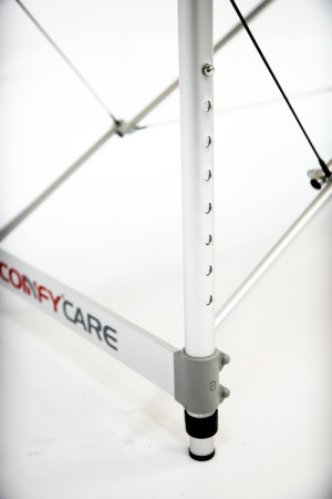 Складной массажный стол на алюминиевом каркасе с возможностью регулировки высоты