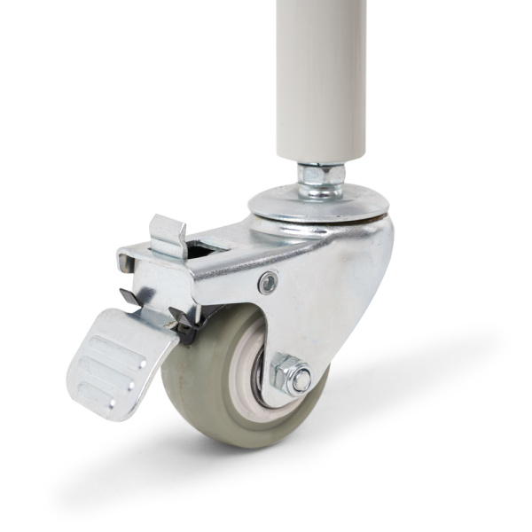 Кресло-стул с санитарным оснащением с колесами FS696 (марка)