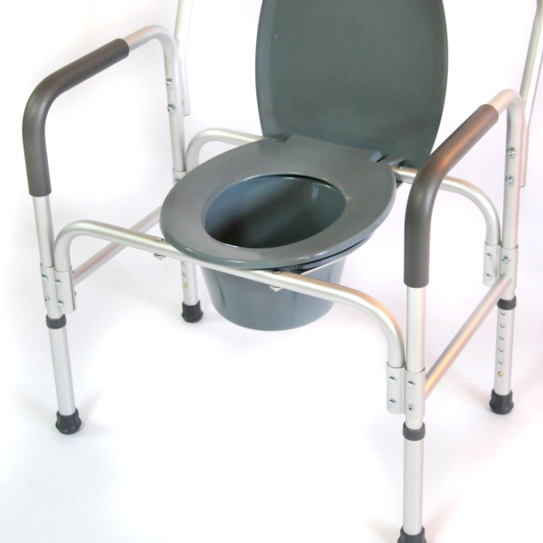 Кресло-стул с санитарным оснащением НМР-7007L (марка)