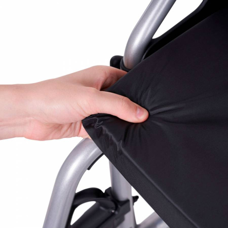 Кресло-коляска MEYRA EUROCHAIR2 литые 48см (марка)