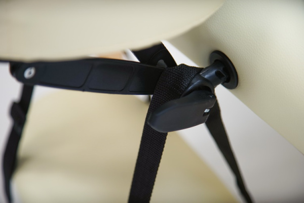 Складной массажный стол на деревянном каркасе Кремовый