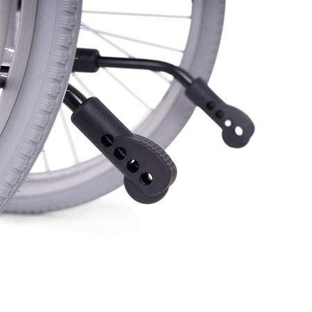 Кресло-коляска MEYRA EUROCHAIR2 литые 48см (марка)