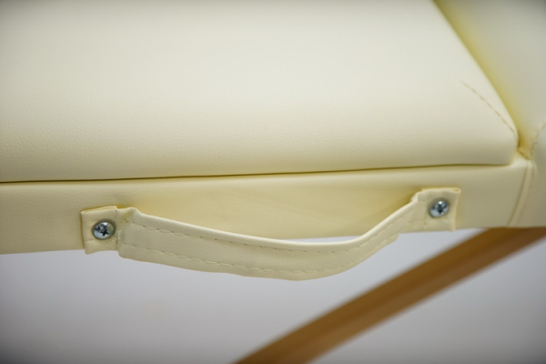 Складной массажный стол на деревянном каркасе Кремовый