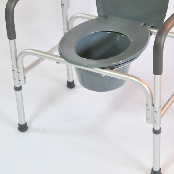 Кресло-стул с санитарным оснащением НМР-7007L (марка)